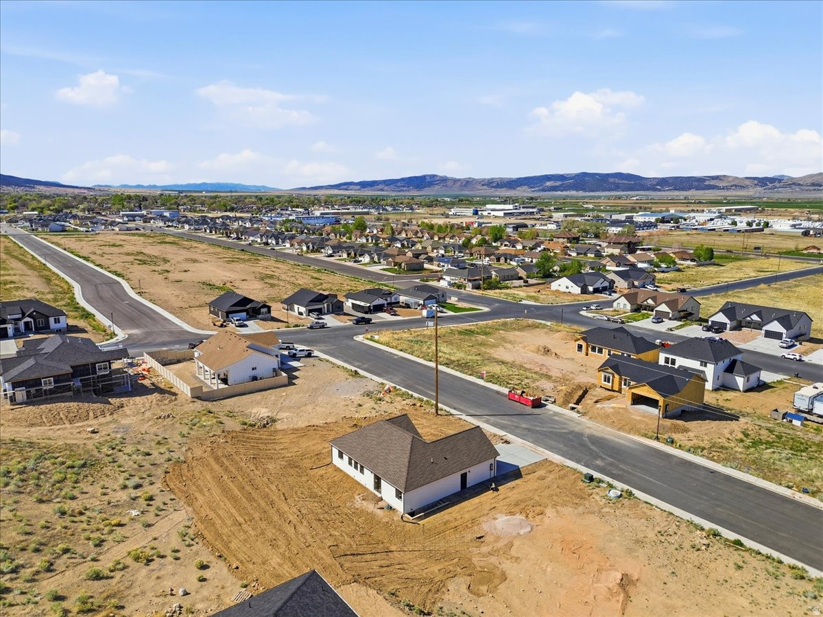 NORTHRIDGE ESTATES SUBD - Residential