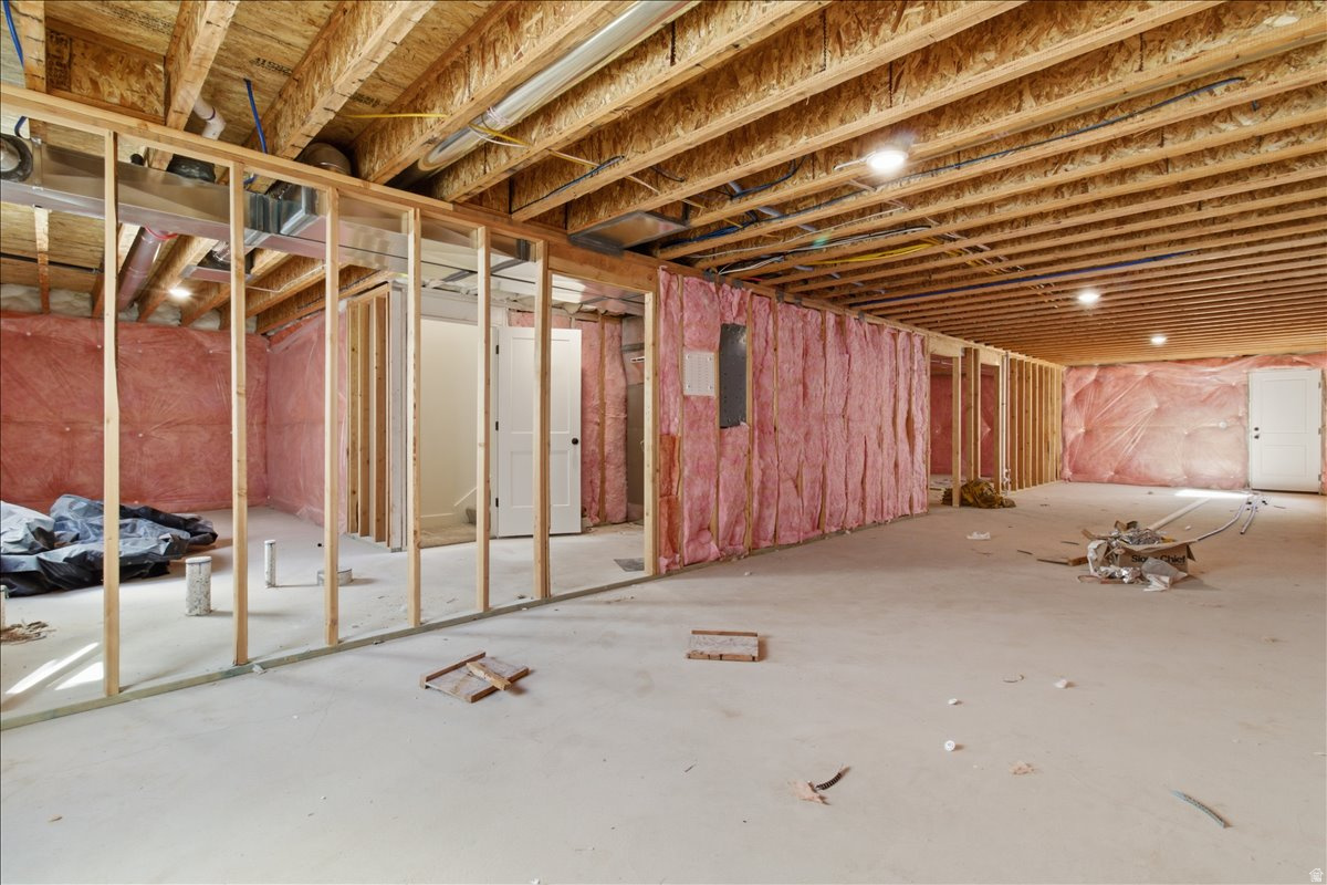 NORTHRIDGE ESTATES SUBD - Residential