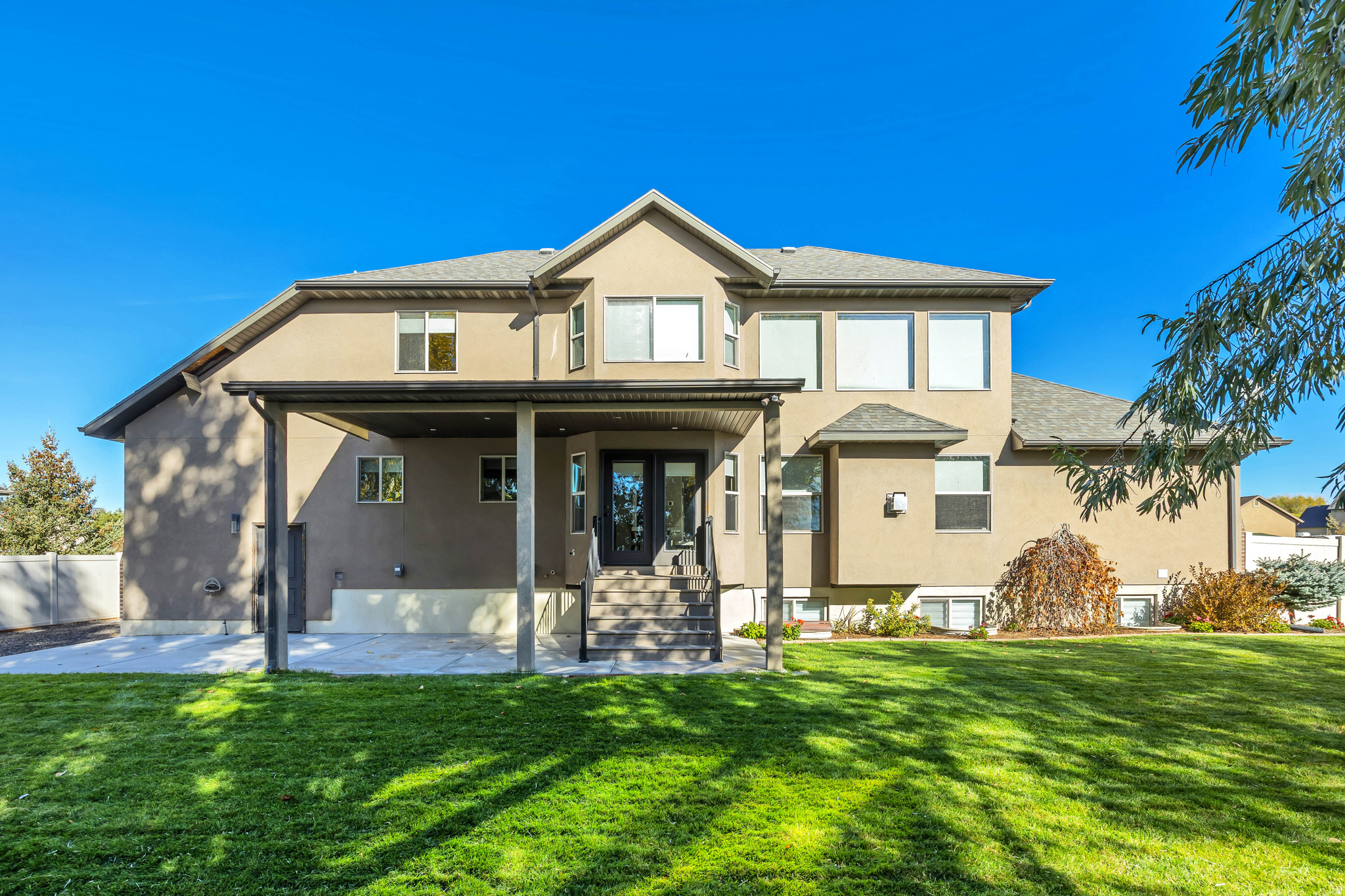 BRIDGEWAY ISLAND SUBDIVISION PHASE 5 - Residential