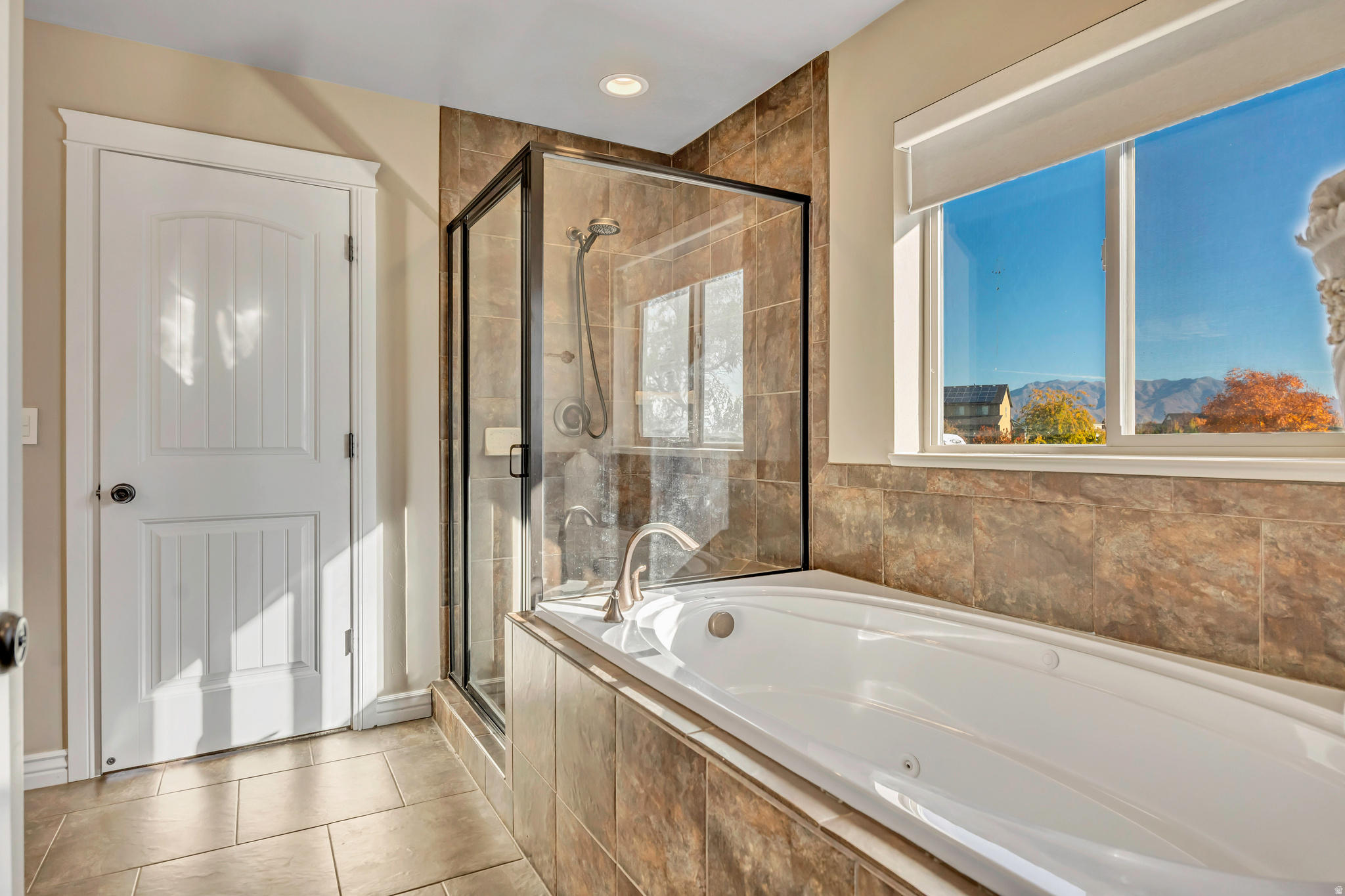 BRIDGEWAY ISLAND SUBDIVISION PHASE 5 - Residential