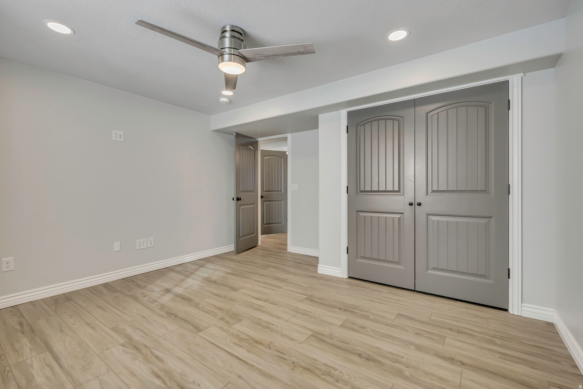 BRIDGEWAY ISLAND SUBDIVISION PHASE 5 - Residential