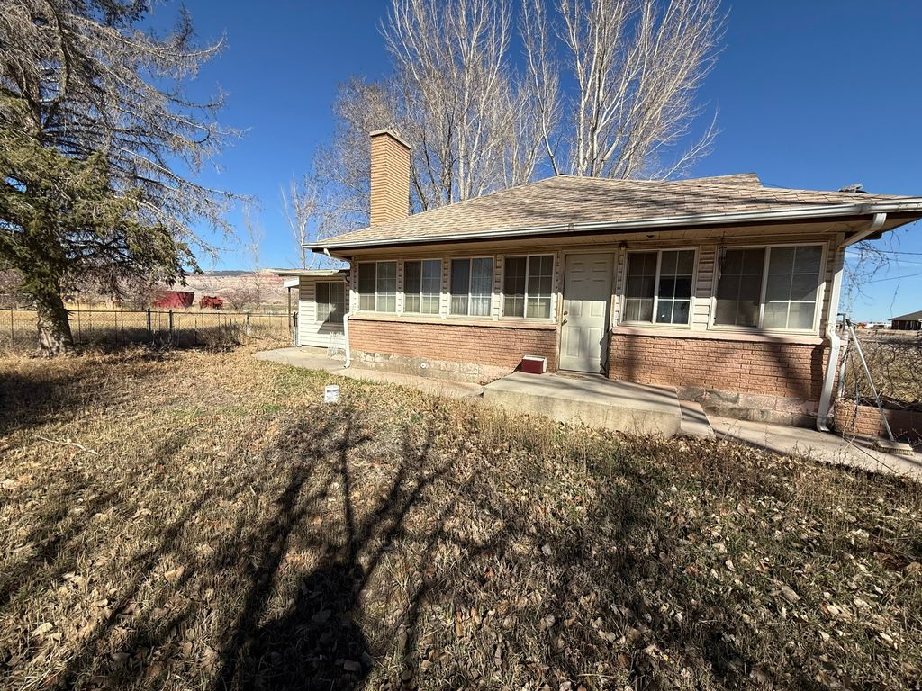 Photo for 145 N VENICE MAIN ST, Venice, UT 84701 (MLS # 2150283)