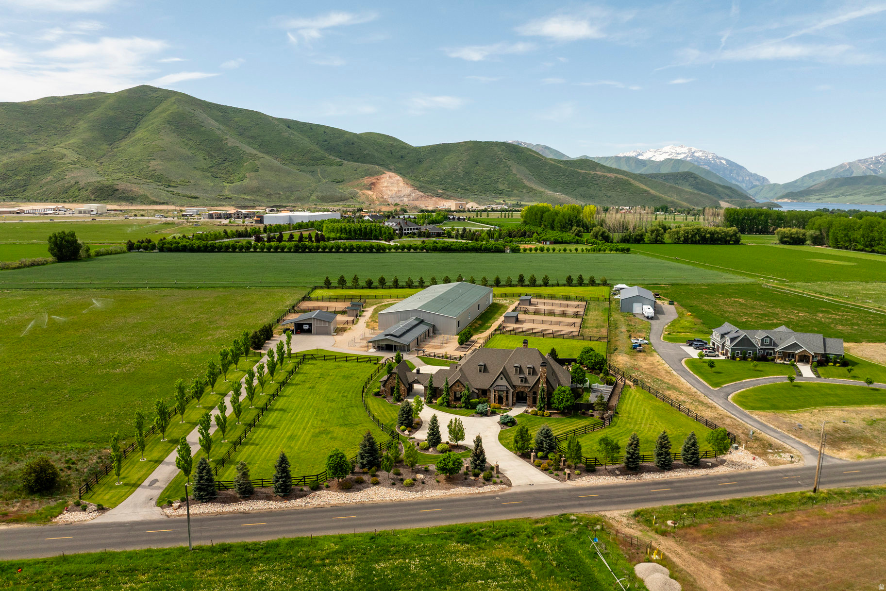CHARLESTON FARMS SUBDIVISION - Residential