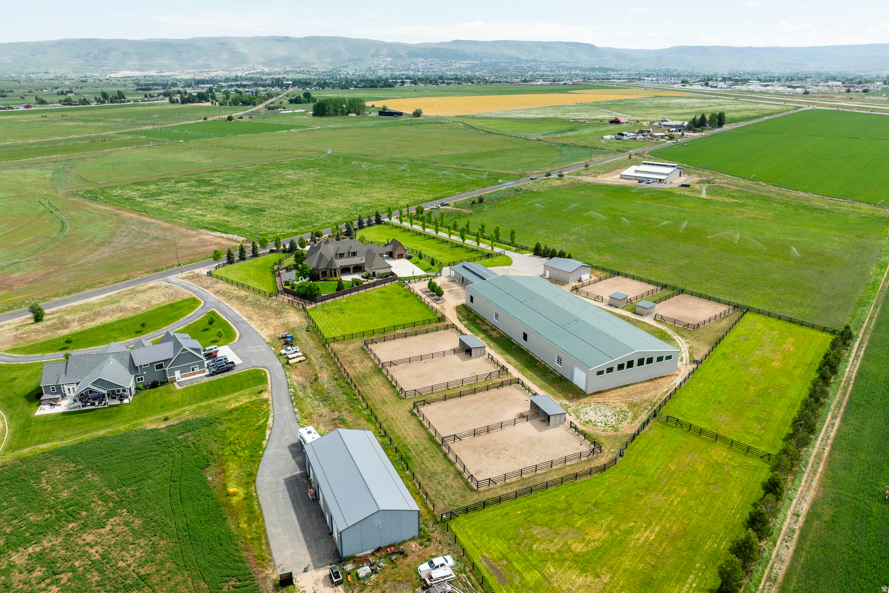CHARLESTON FARMS SUBDIVISION - Residential