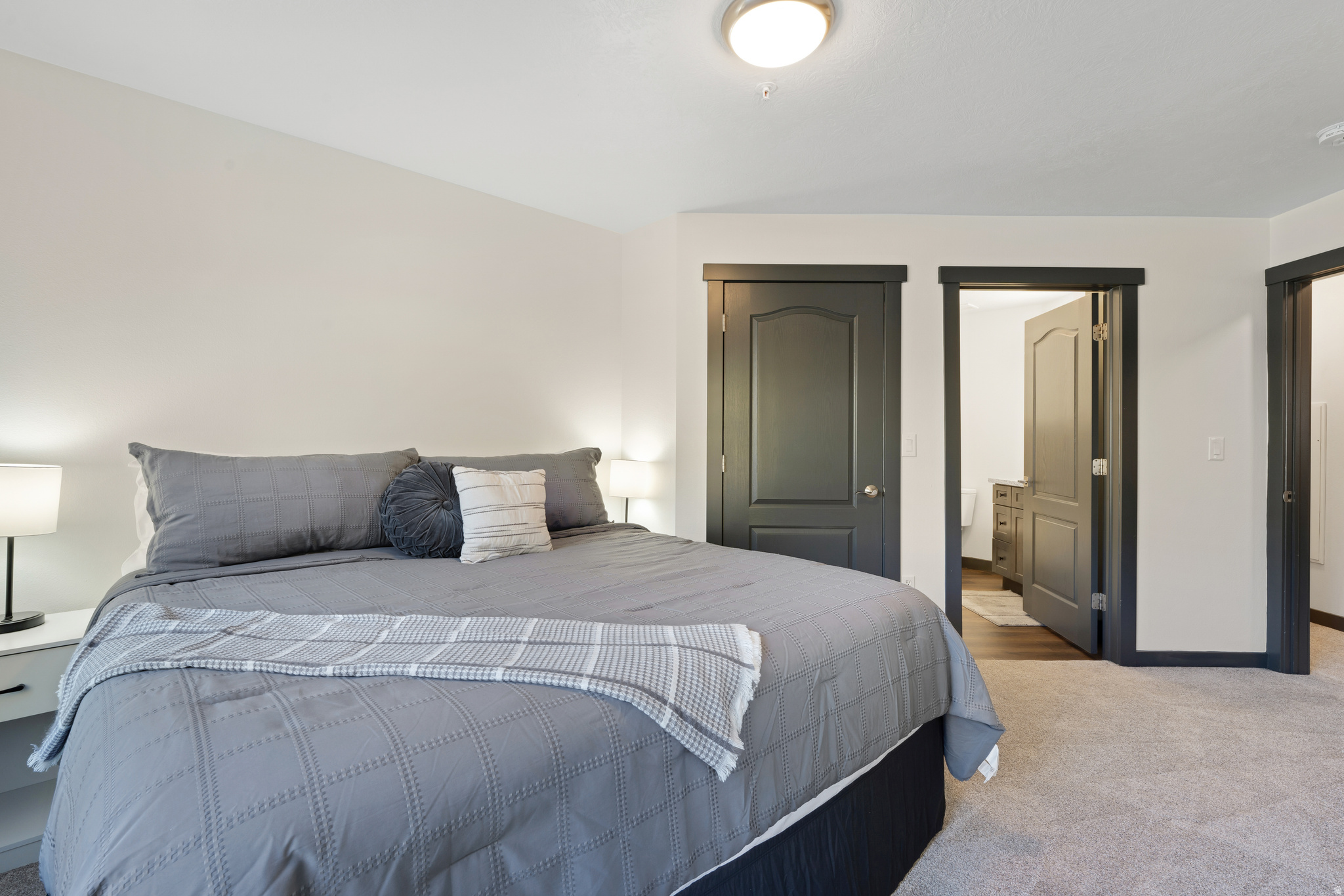 FOX BAY CONDOMINIUMS - Residential