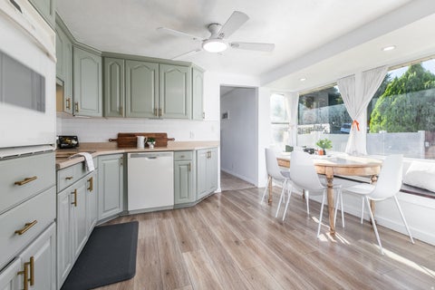 Tiny photo for 246 E 2200 S, Bountiful, UT 84010 (MLS # 2184738)
