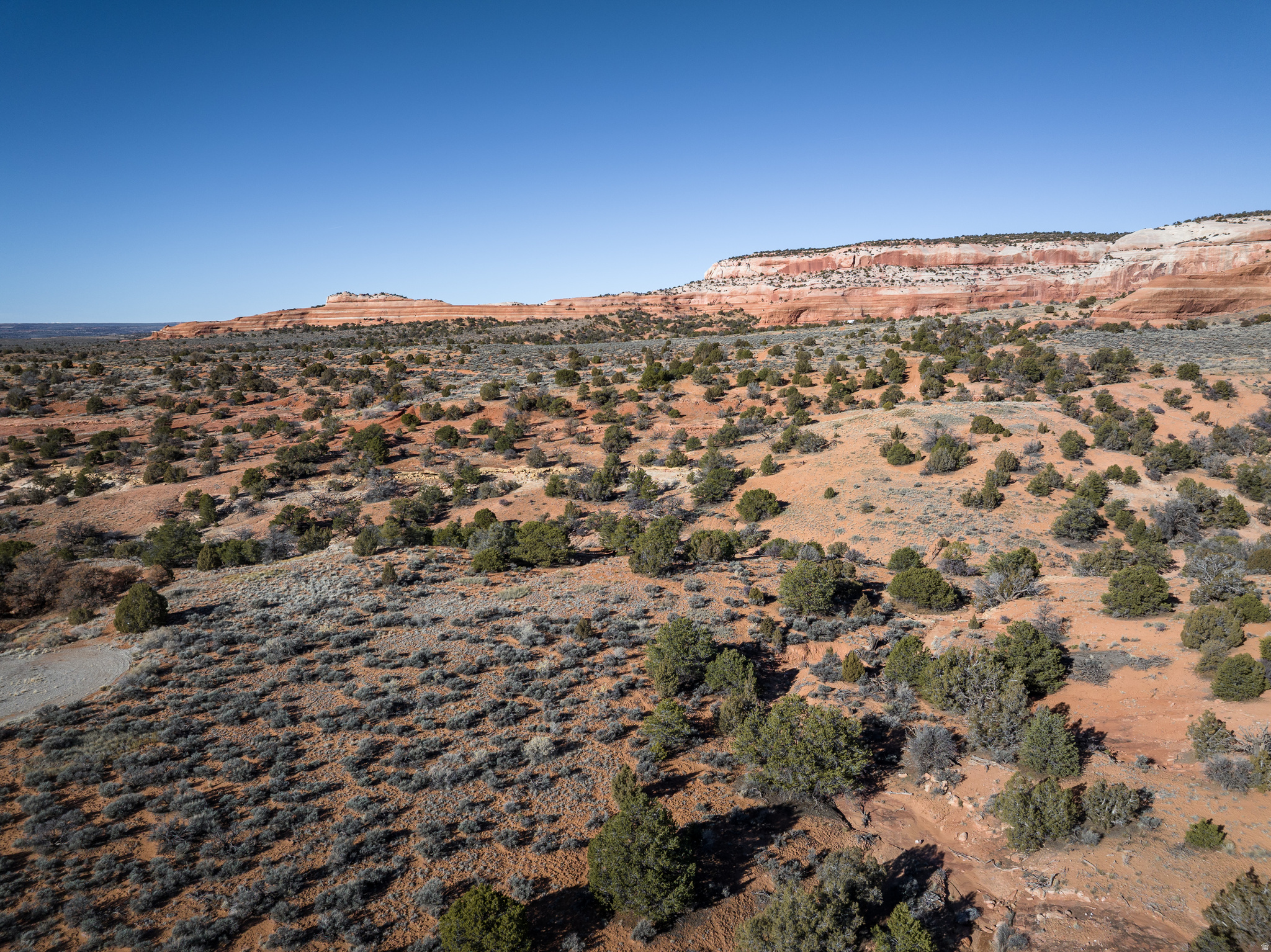 WILSON ARCH RESORT - Land