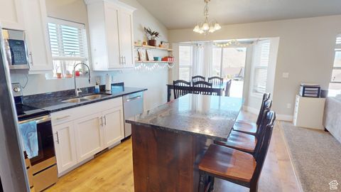 Tiny photo for 3809 E HOLLOW CREST DR, Eagle Mountain, UT 84005 (MLS # 2117605)