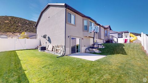 Tiny photo for 3809 E HOLLOW CREST DR, Eagle Mountain, UT 84005 (MLS # 2117605)