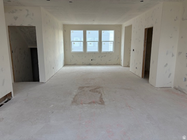 REGENCY GARDENS - Residential