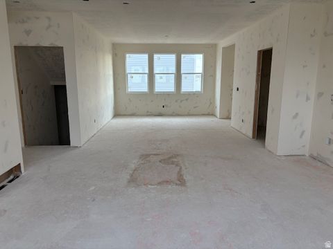 Tiny photo for 1331 N 1850 W, Clinton, UT 84015 (MLS # 2121544)