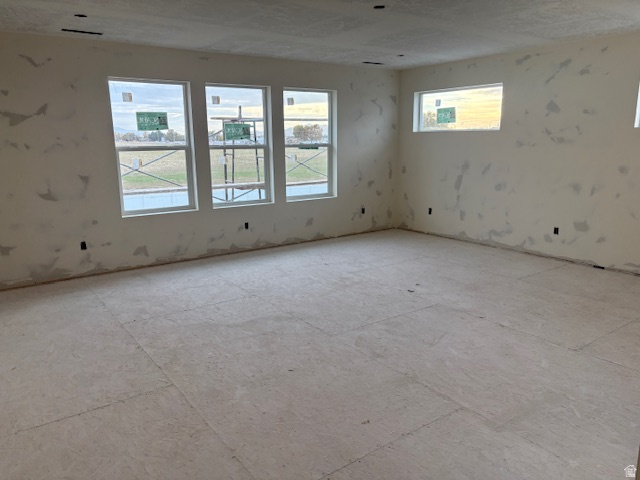 REGENCY GARDENS - Residential