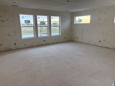 Tiny photo for 1331 N 1850 W, Clinton, UT 84015 (MLS # 2121544)