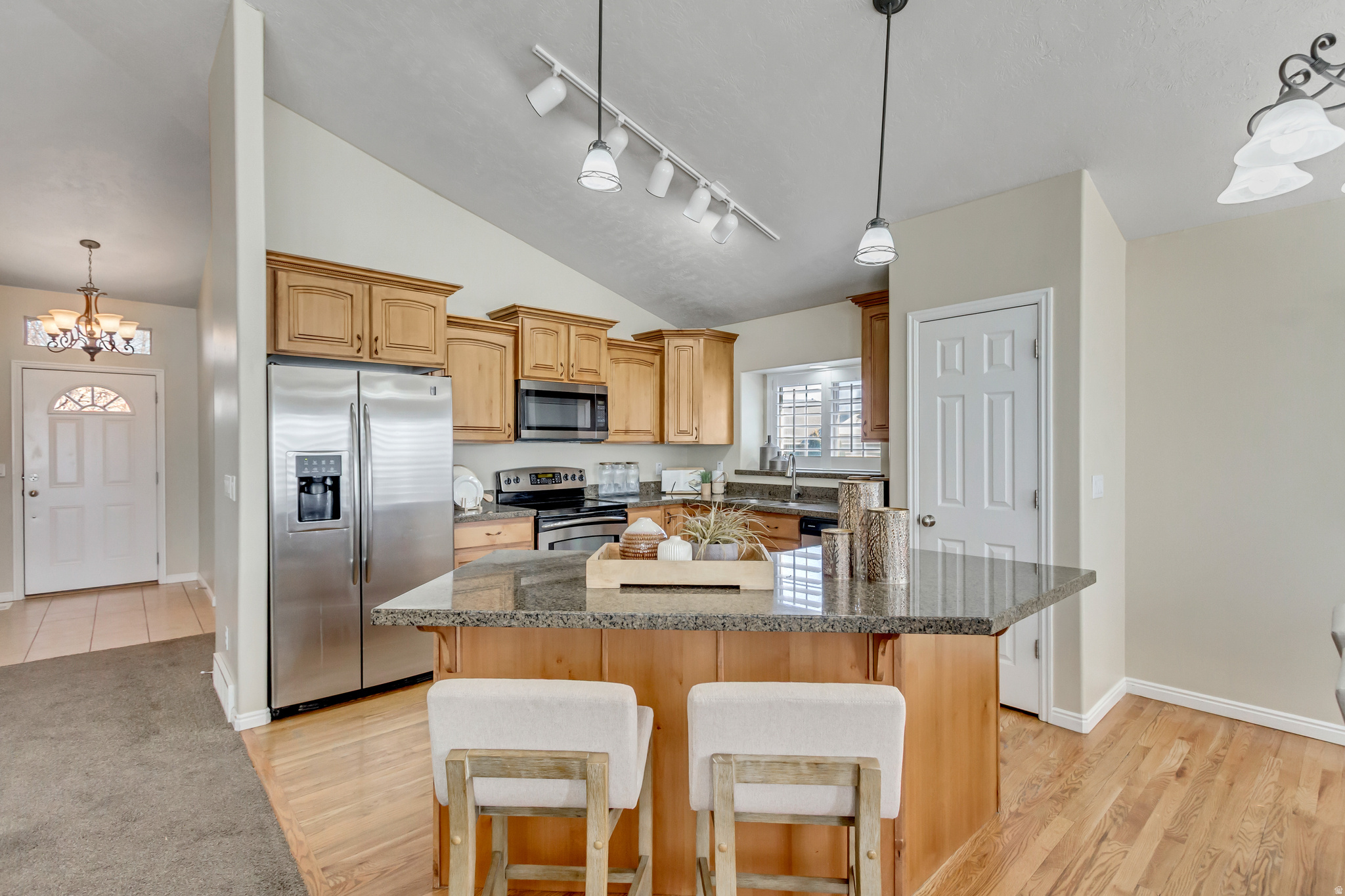 BLOOMFIELD FARMS - Residential