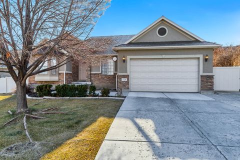 Tiny photo for 5729 W SWIFT CREEK RD, West Jordan, UT 84081 (MLS # 2129609)