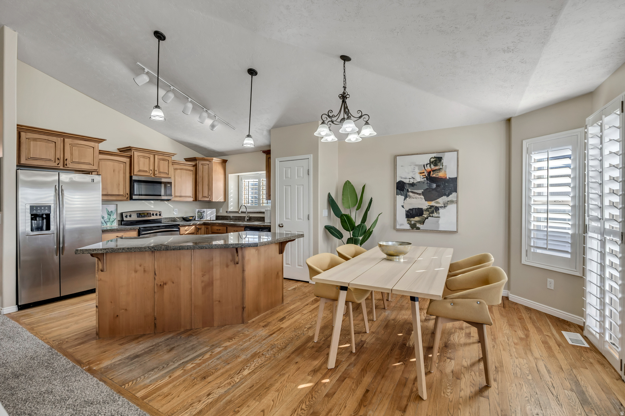 BLOOMFIELD FARMS - Residential