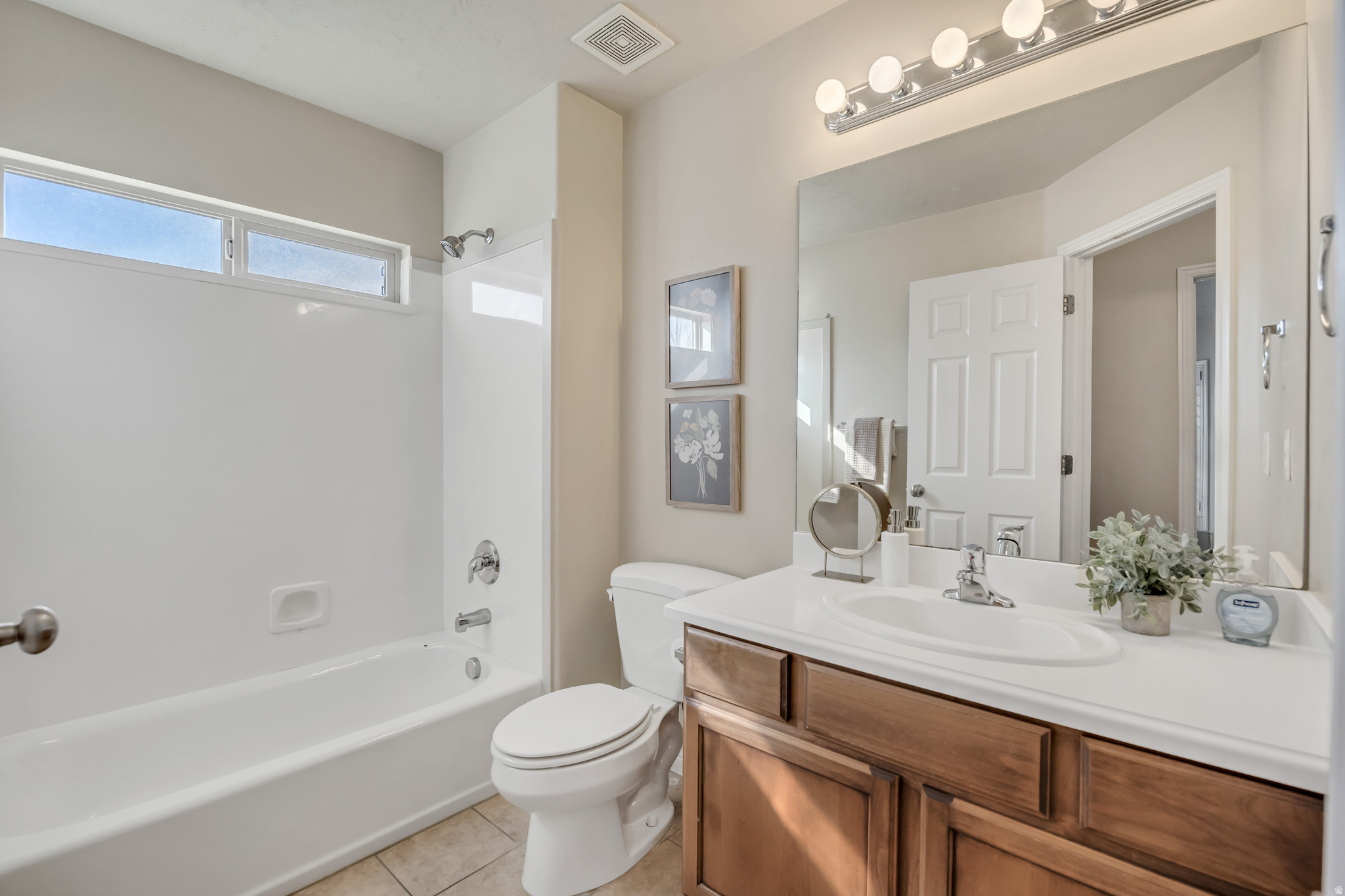 BLOOMFIELD FARMS - Residential