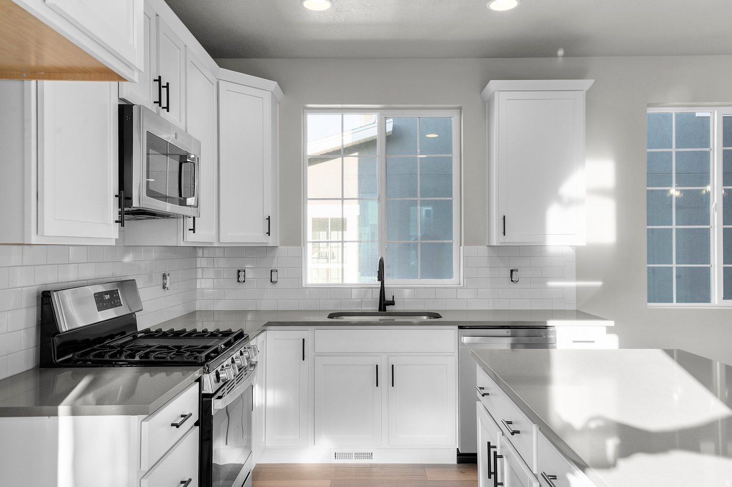 HIDDEN OAKS COTTAGE 757 - Residential