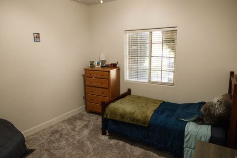 Tiny photo for 40 N STONE DR, Saint George, UT 84770 (MLS # 2133863)