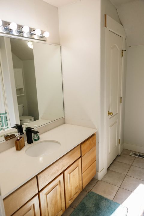 Tiny photo for 40 N STONE DR, Saint George, UT 84770 (MLS # 2133863)