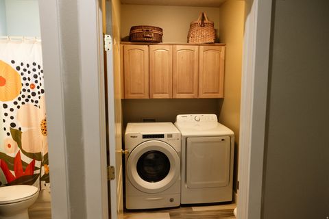 Tiny photo for 40 N STONE DR, Saint George, UT 84770 (MLS # 2133863)