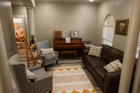 Tiny photo for 40 N STONE DR, Saint George, UT 84770 (MLS # 2133863)