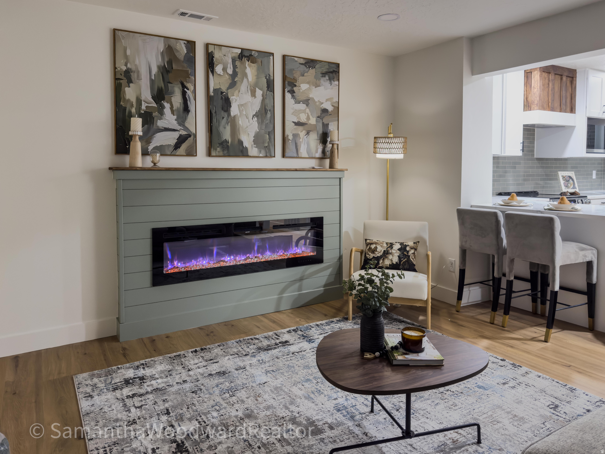 HOLLADAY CIRCLE - Residential