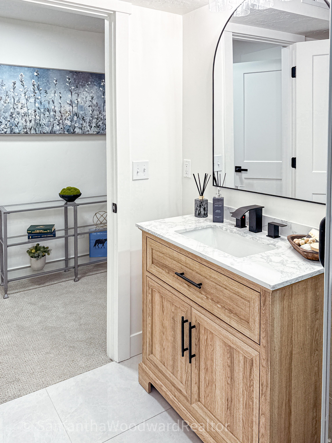 HOLLADAY CIRCLE - Residential