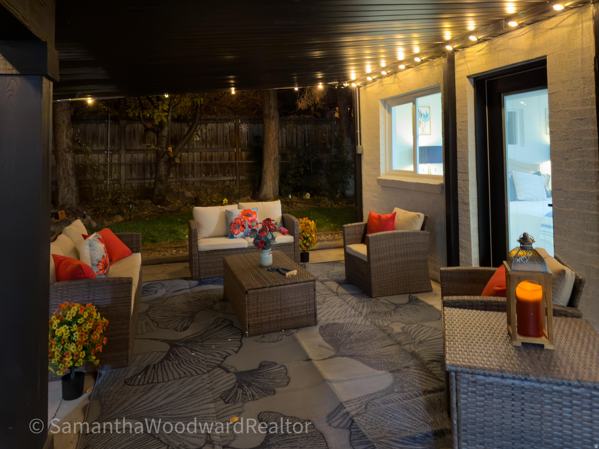 HOLLADAY CIRCLE - Residential