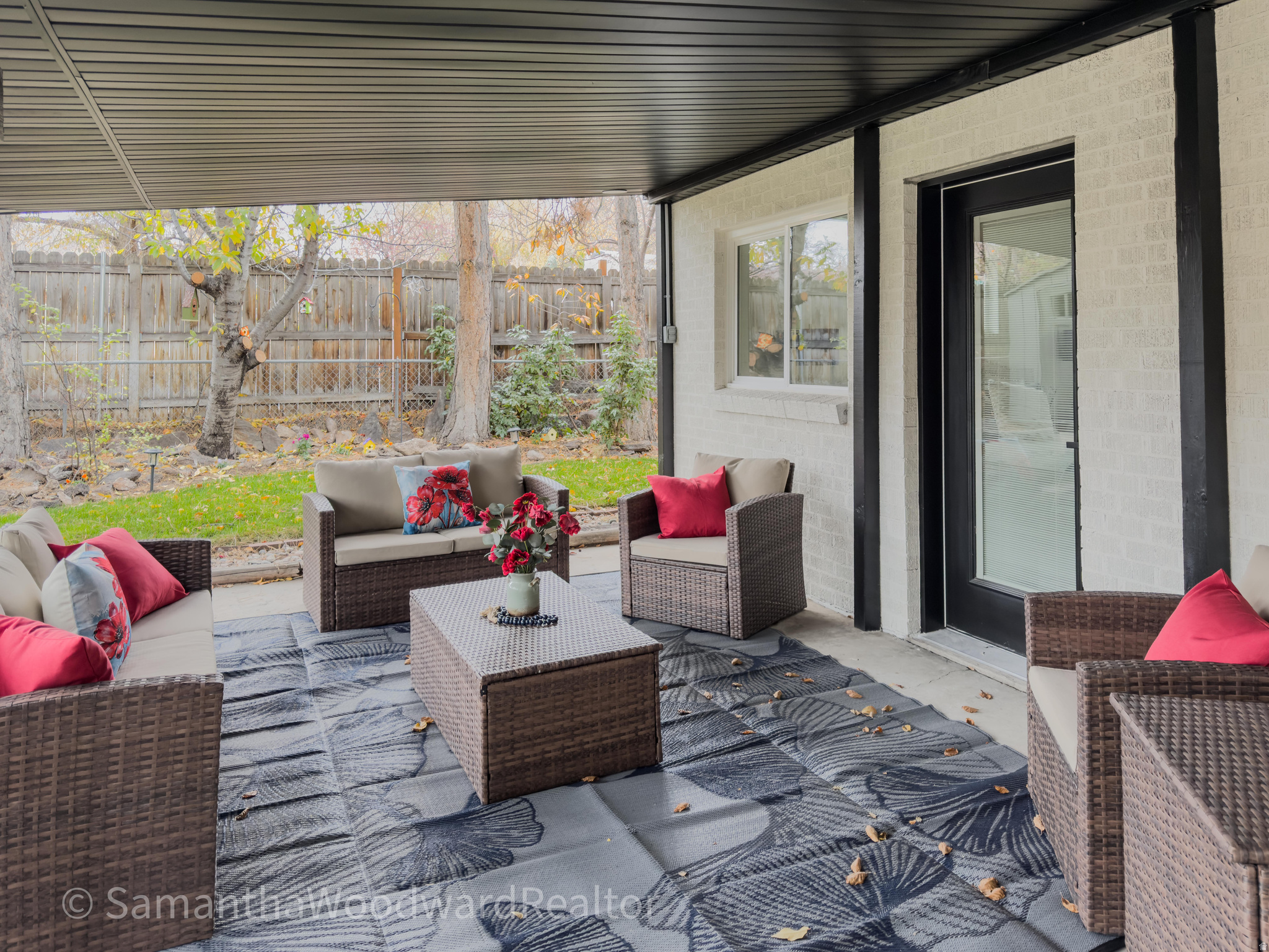 HOLLADAY CIRCLE - Residential