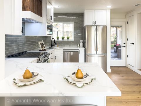 Tiny photo for 4509 S HOLLADAY CIR, Holladay, UT 84117 (MLS # 2123732)