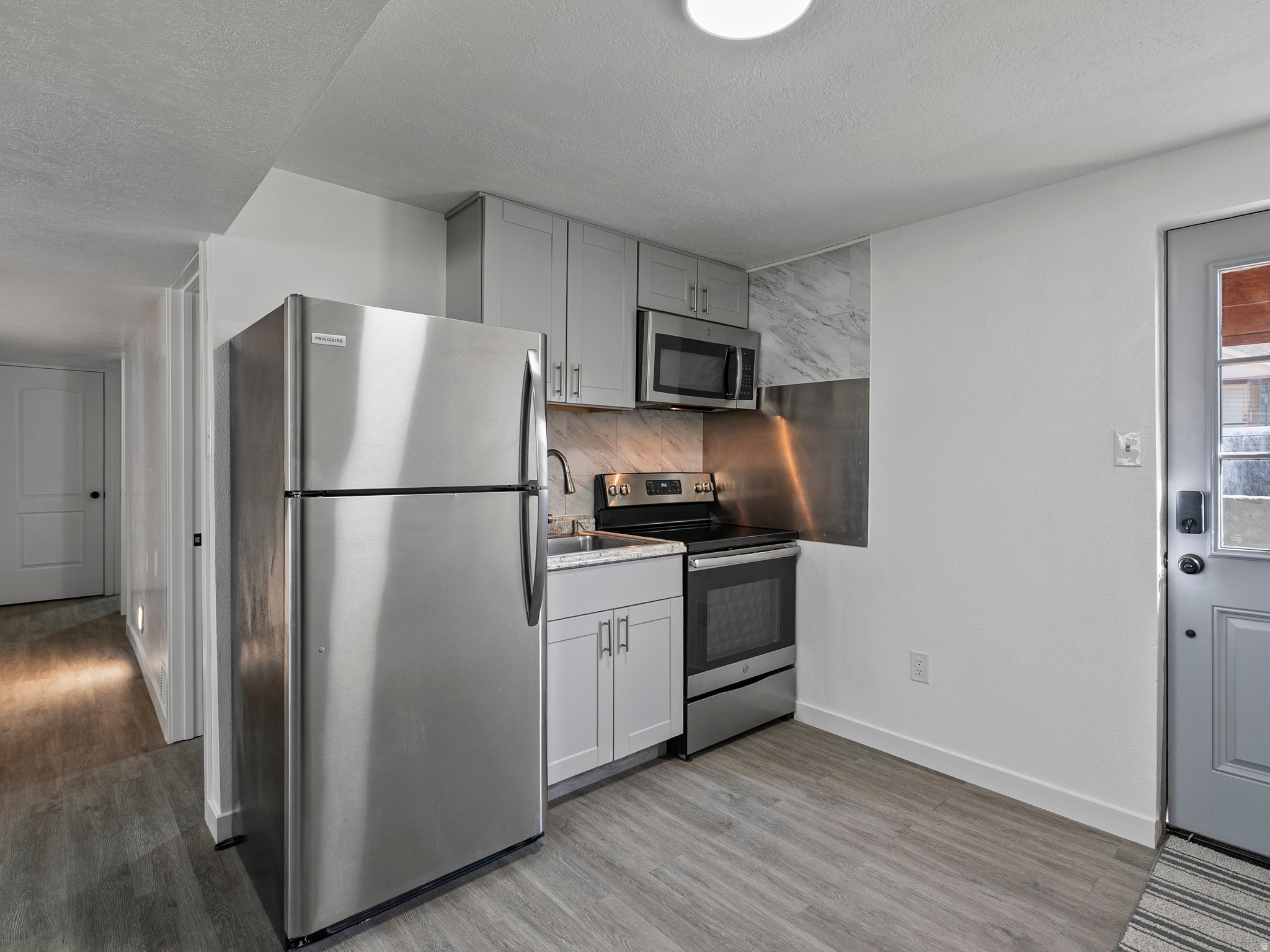 BREEZE ESTATES - Residential