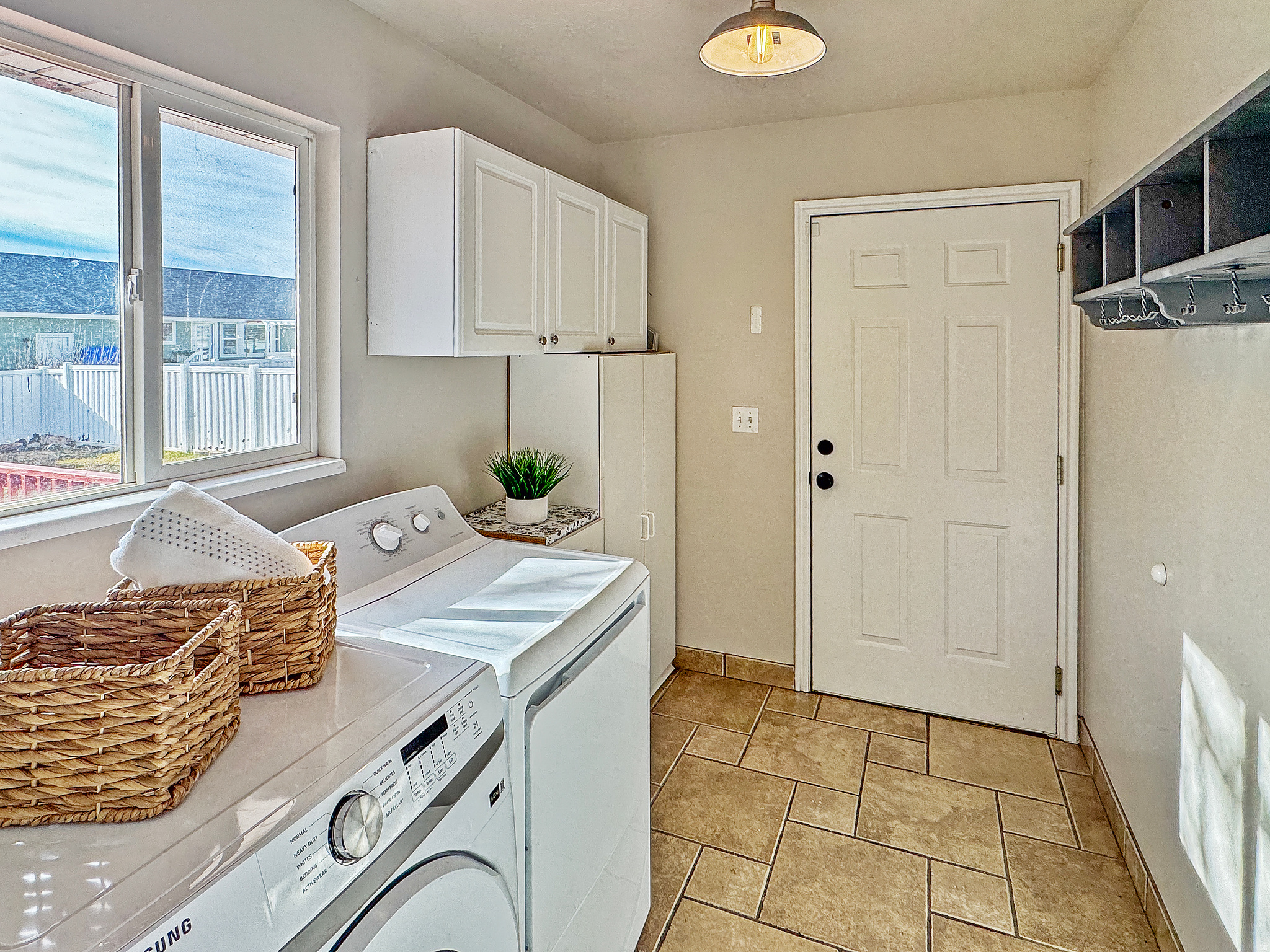 DOVES LANDING - Residential