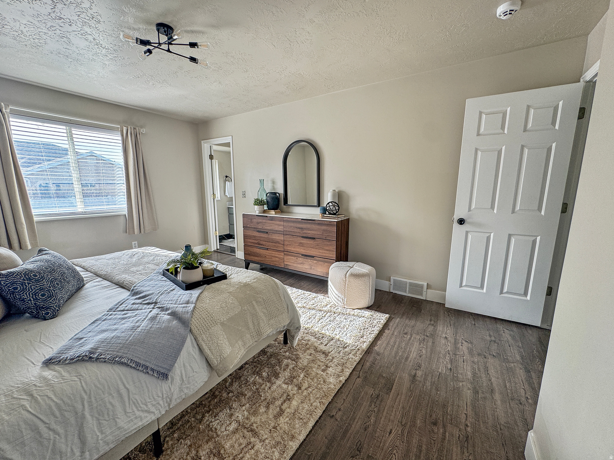 DOVES LANDING - Residential