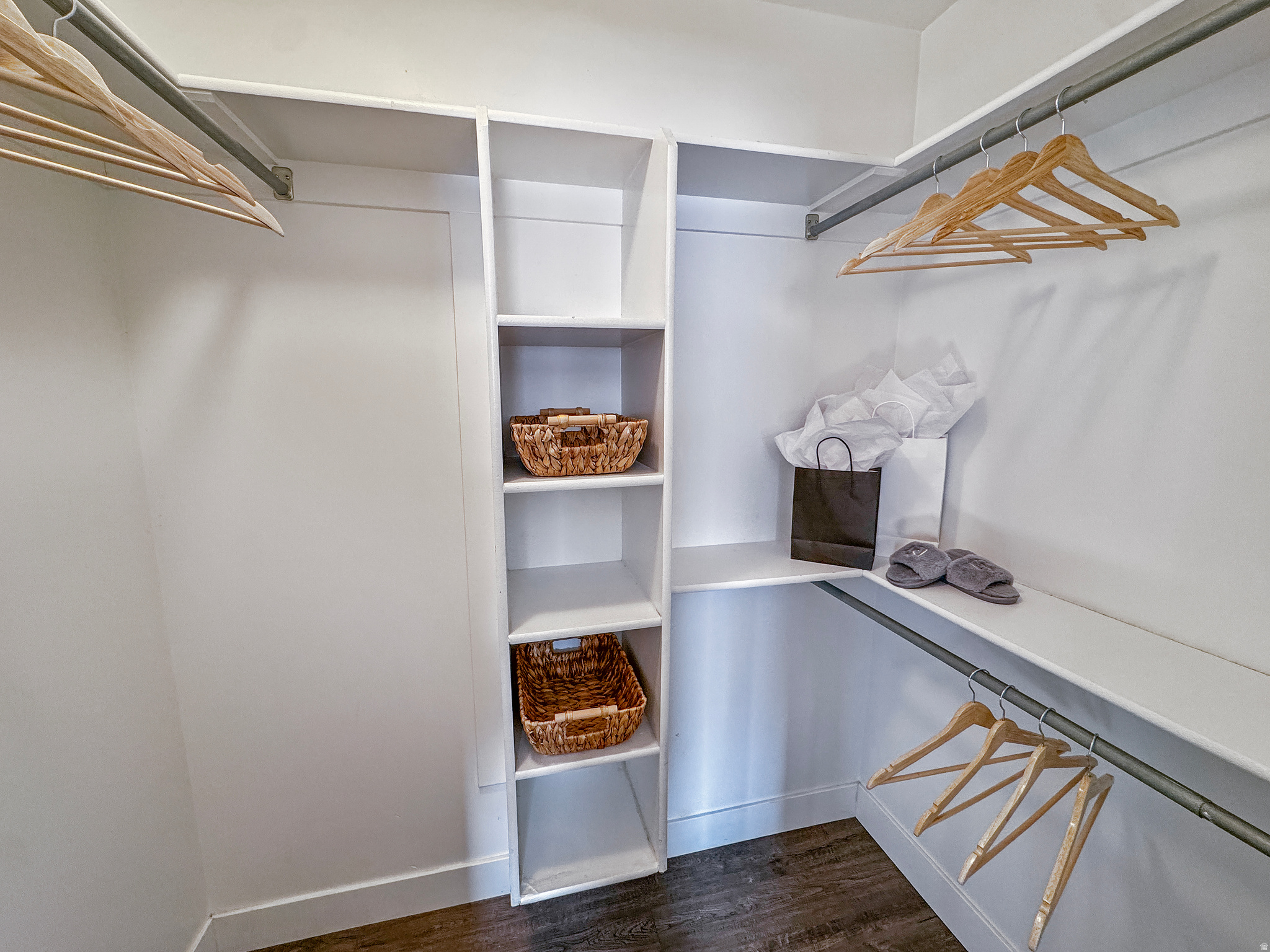 DOVES LANDING - Residential