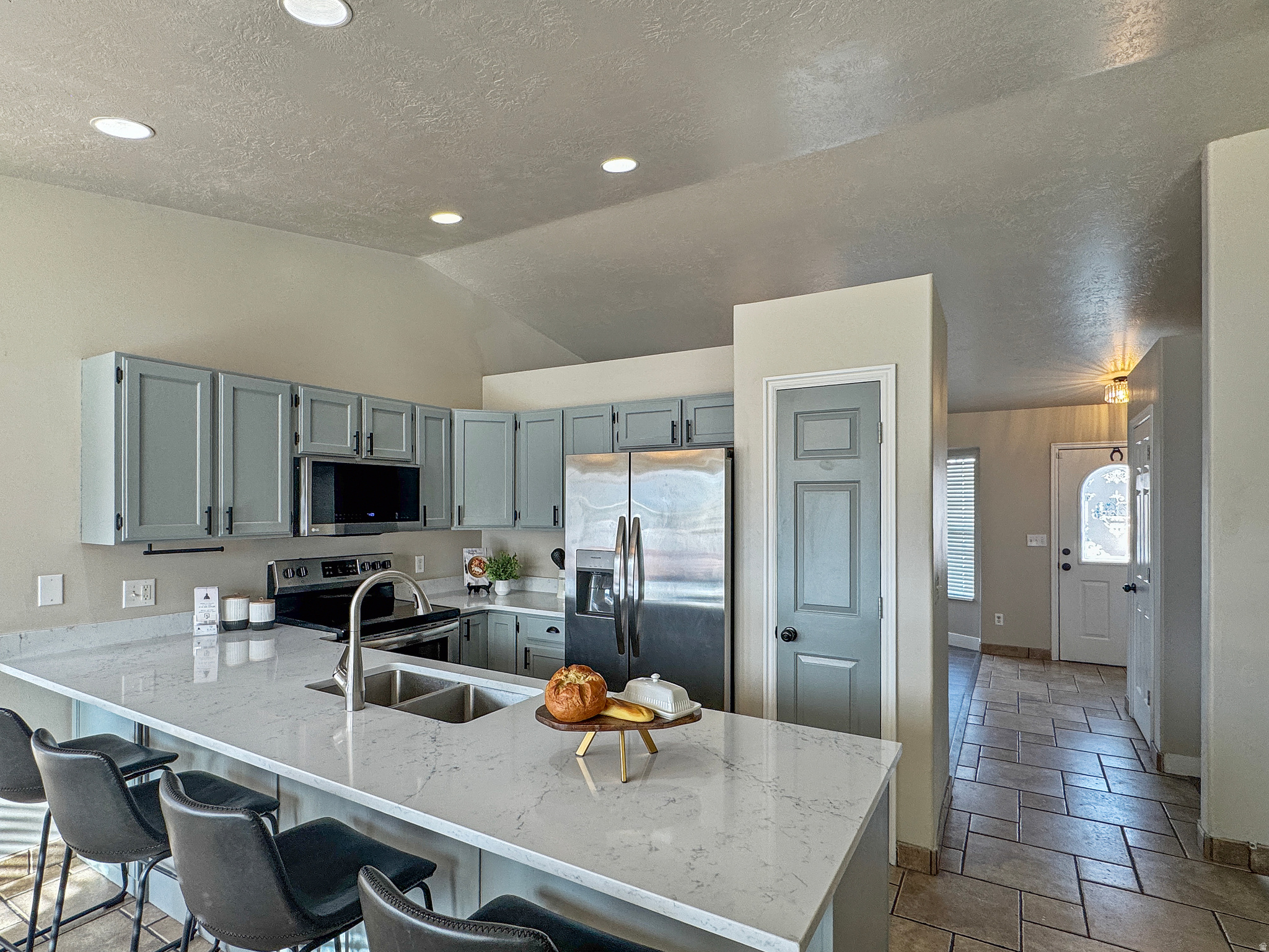 DOVES LANDING - Residential