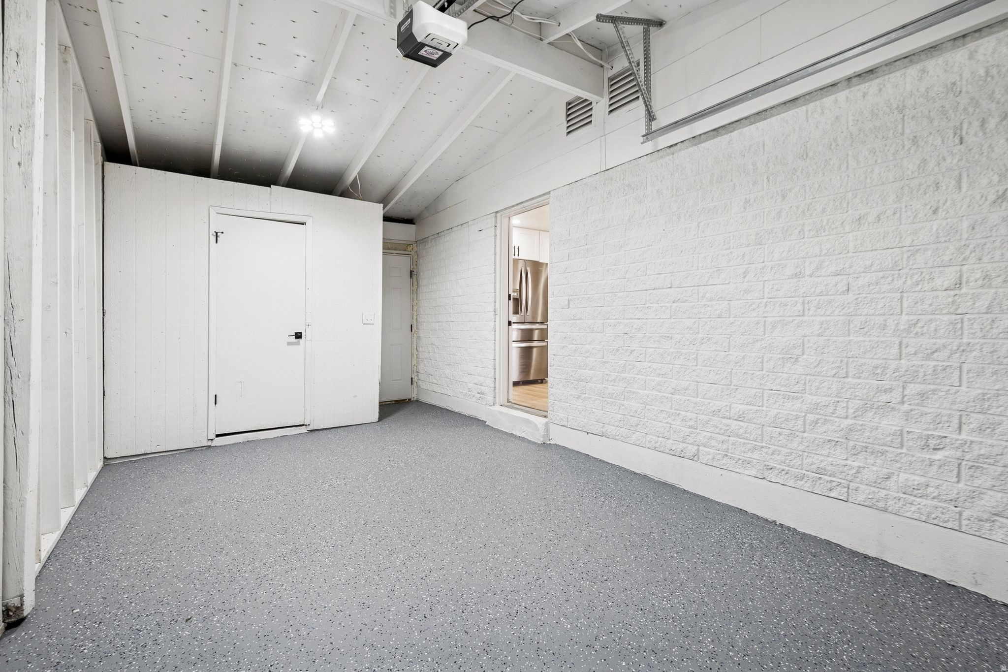 LA SALLE ACRES - Residential