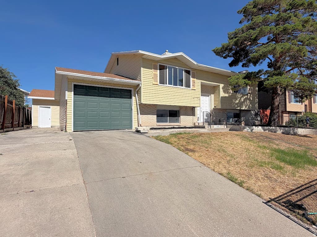 Photo of 5462 S 5425 W, Kearns, UT 84118 (MLS # 2166288)