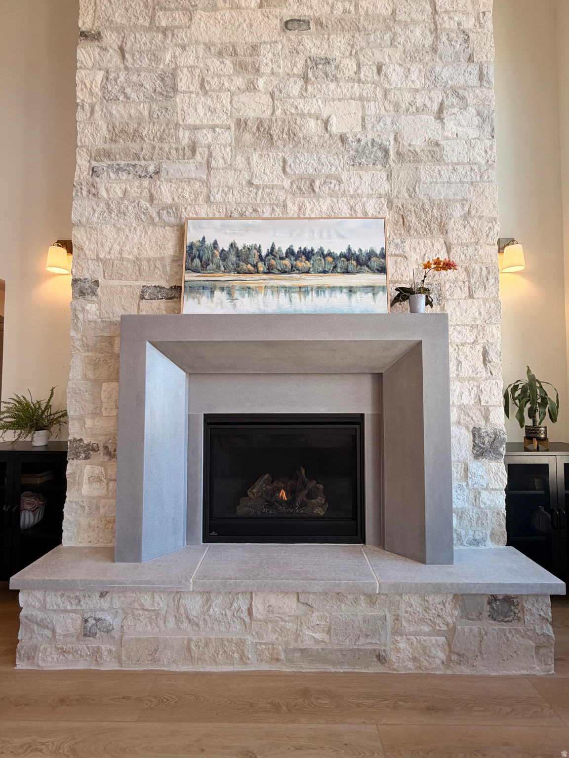 HIDDEN HOLLOW - Residential