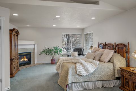 Tiny photo for 3957 W HONEY LOCUST LN, Cedar Hills, UT 84062 (MLS # 2137805)