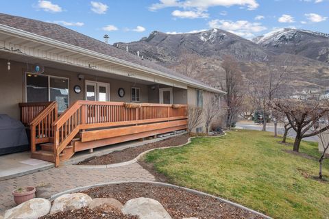 Tiny photo for 3957 W HONEY LOCUST LN, Cedar Hills, UT 84062 (MLS # 2137805)