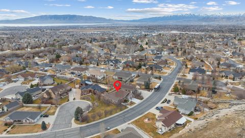 Tiny photo for 3957 W HONEY LOCUST LN, Cedar Hills, UT 84062 (MLS # 2137805)