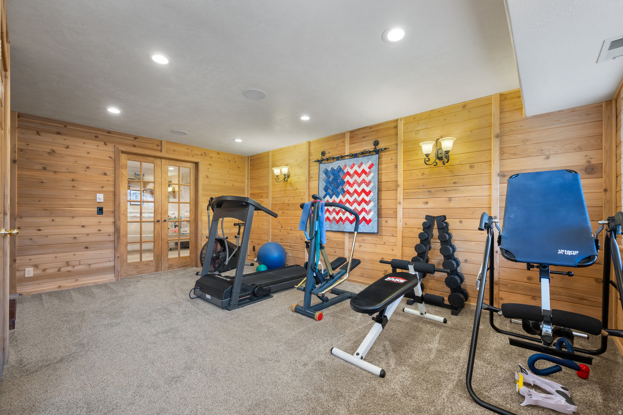 RED OAKS - Residential