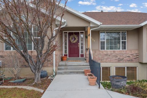 Tiny photo for 3957 W HONEY LOCUST LN, Cedar Hills, UT 84062 (MLS # 2137805)