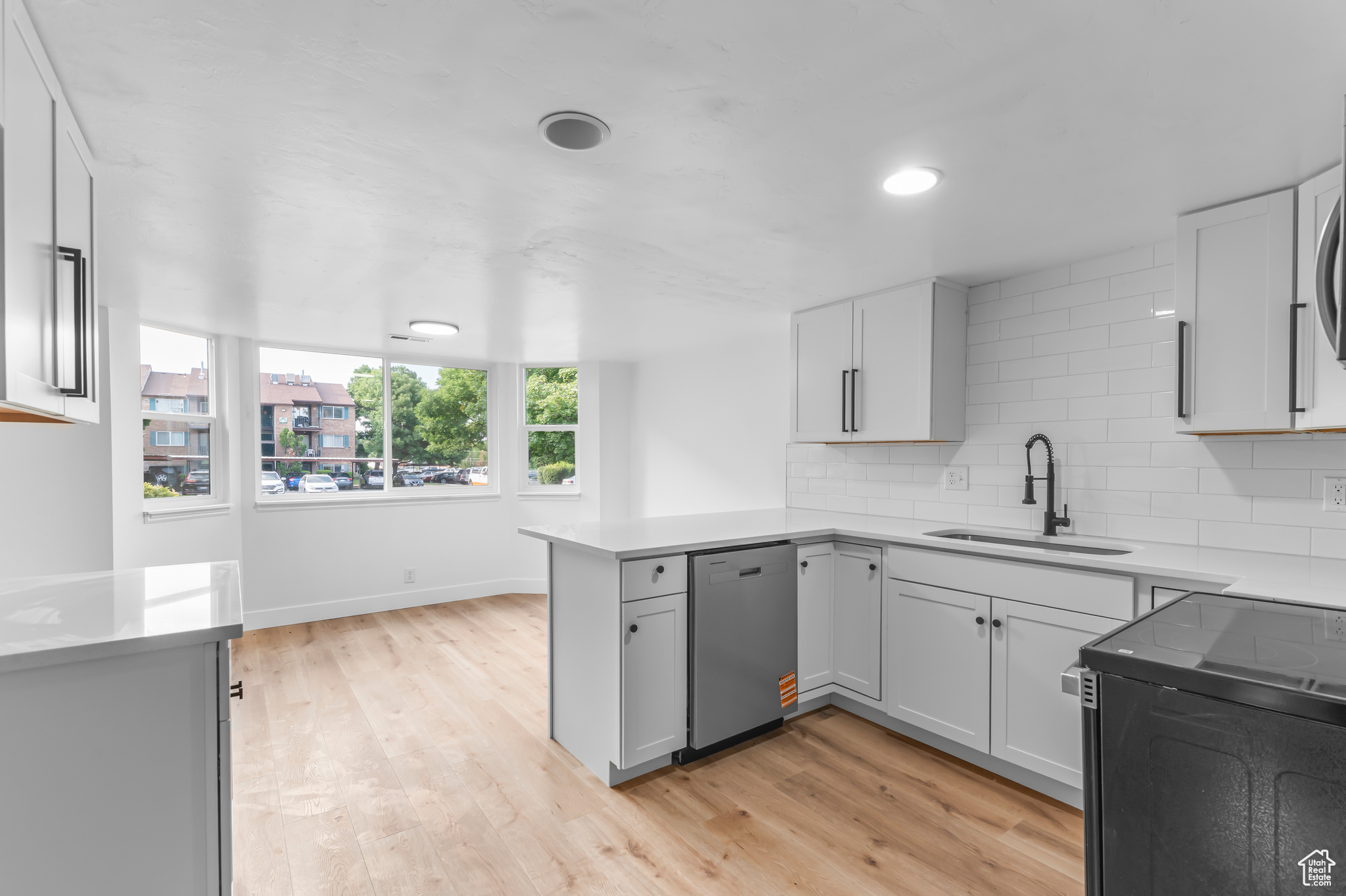 MEADOWS - Residential