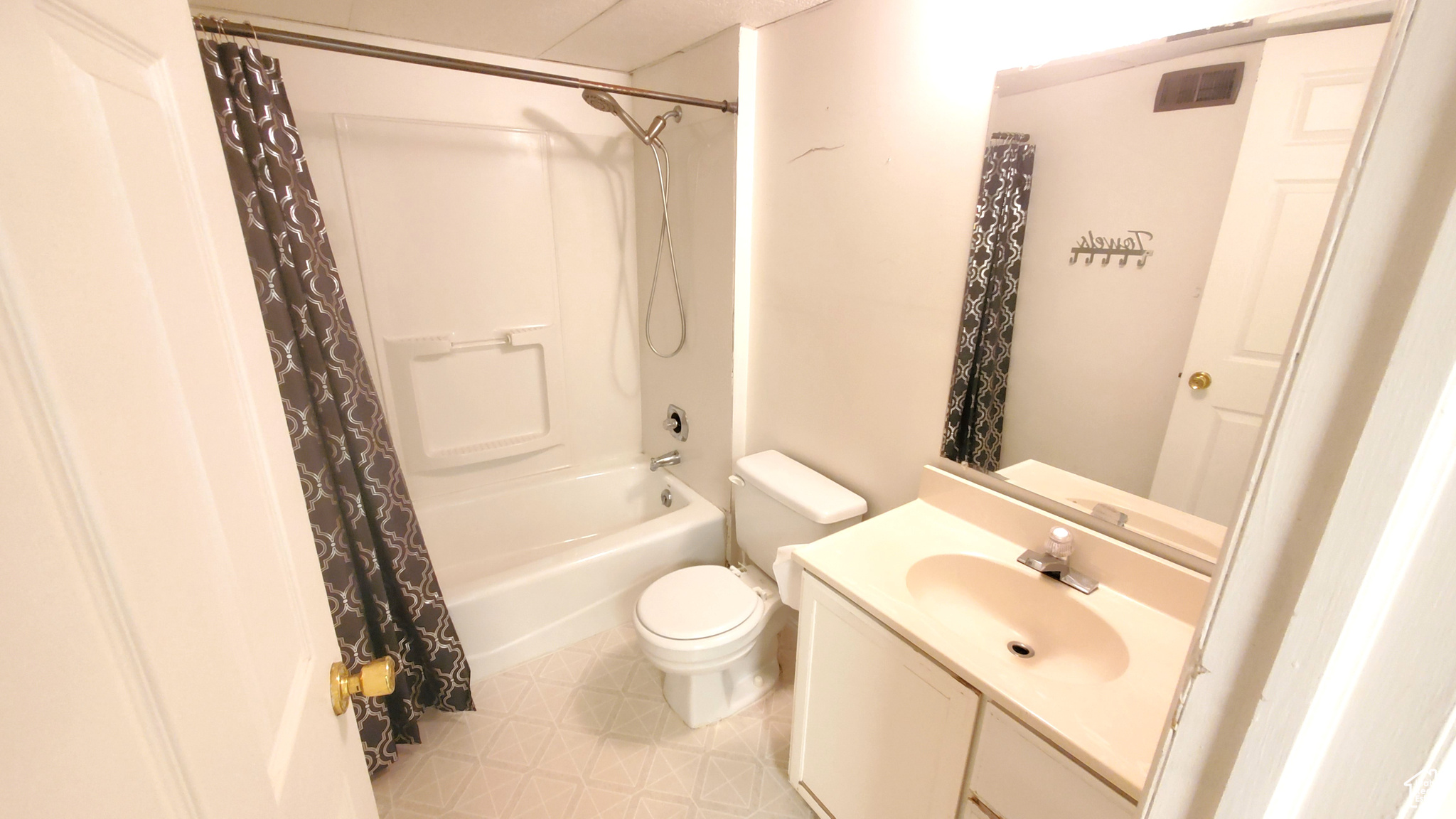 OQUIRRH SHADOWS - Residential