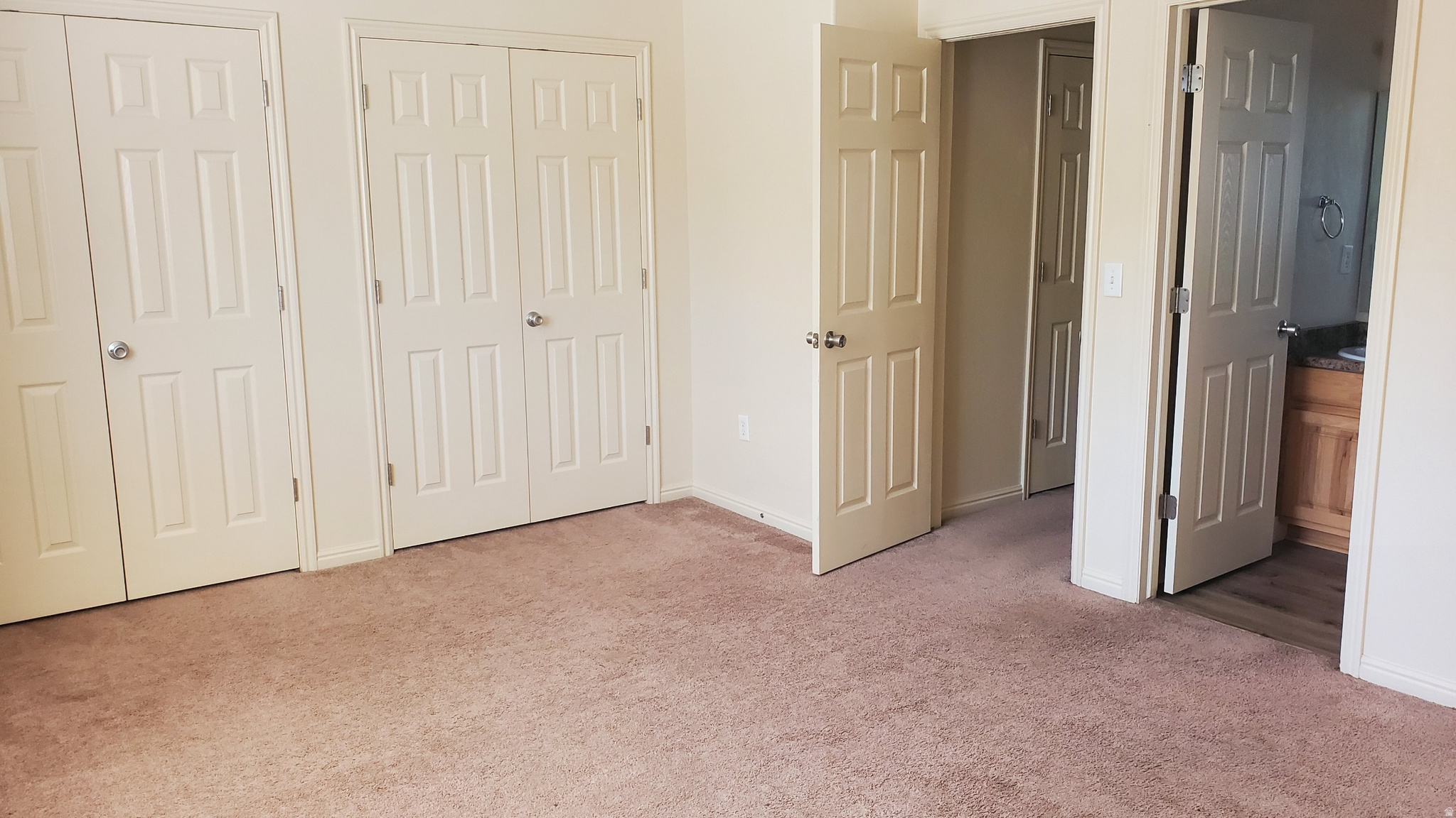 TAYLOR MOUNTAIN TOWNHOMES - Residential