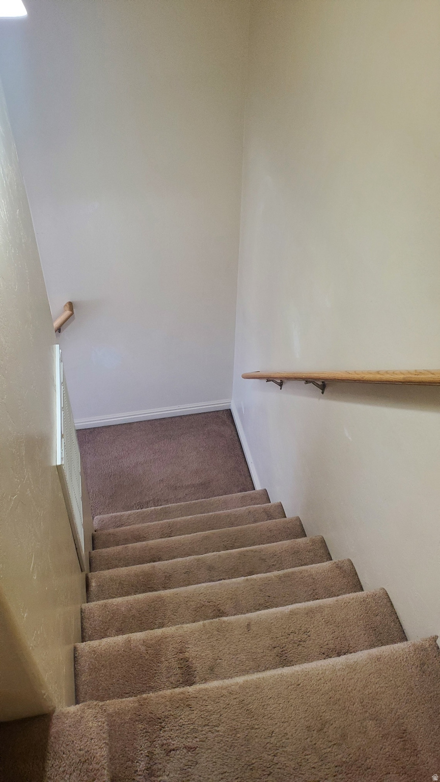TAYLOR MOUNTAIN TOWNHOMES - Residential