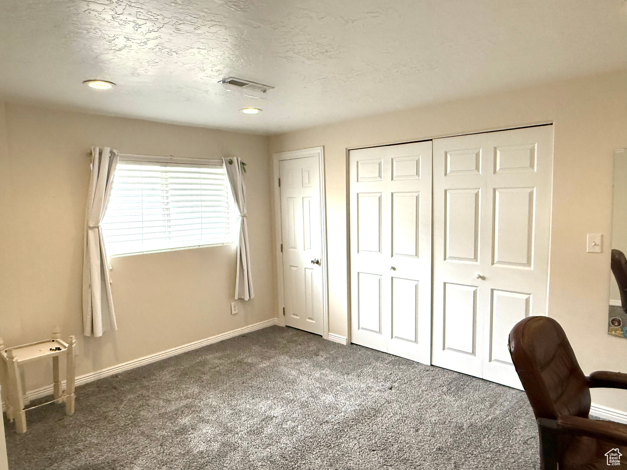 ENSIGN PARK - Residential