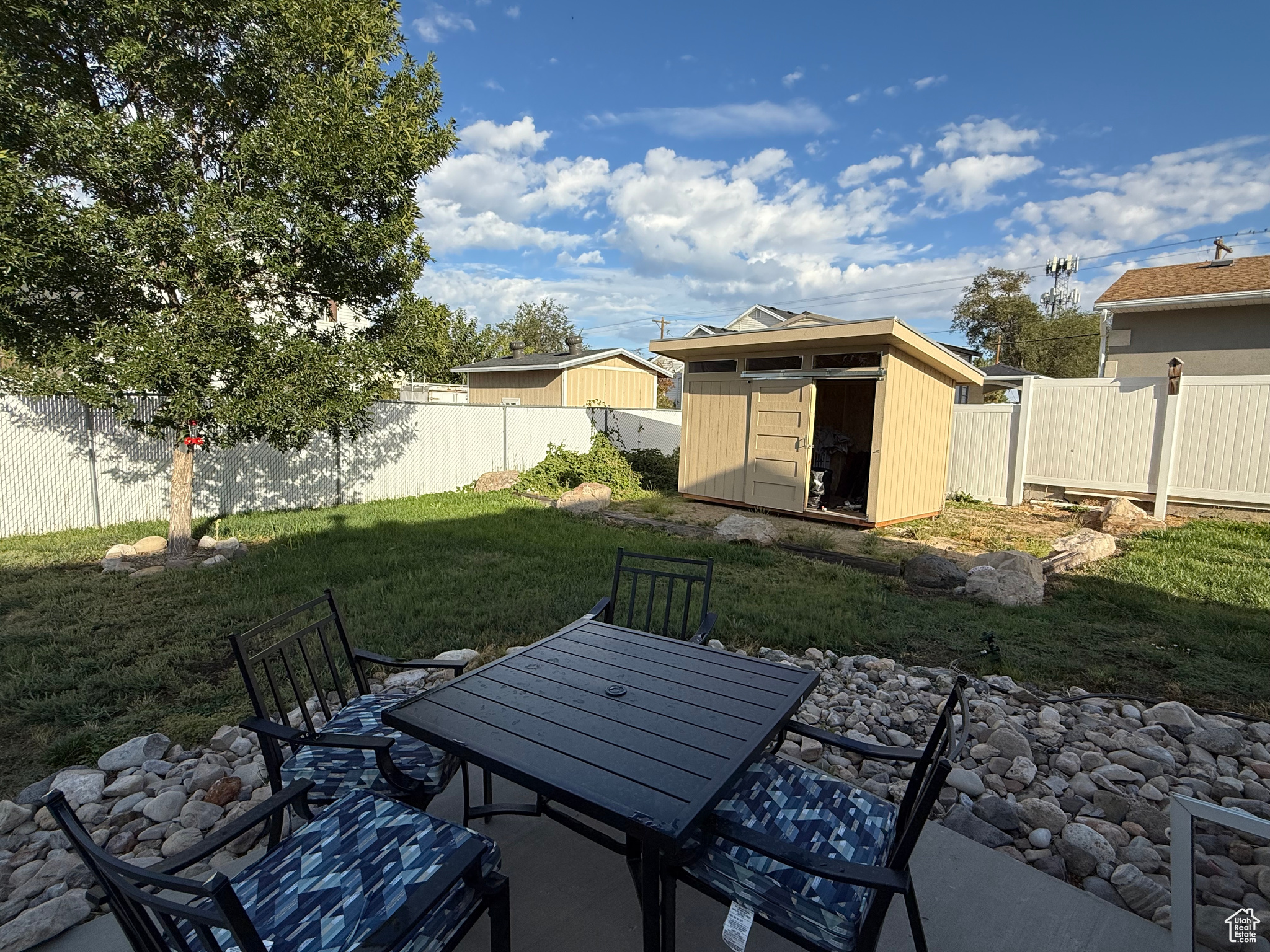 ENSIGN PARK - Residential